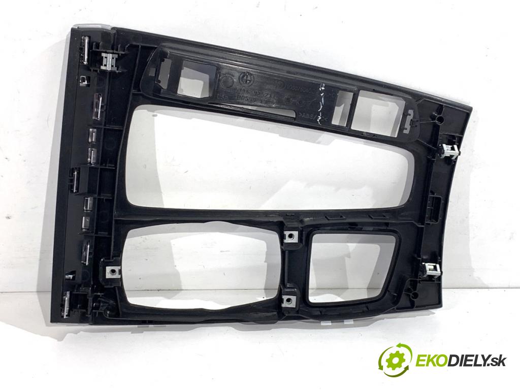 BMW F16 SUV 2015 230 kW xDrive 40 d 2993 lišty kryt 9252115 9252113 (Lišta)