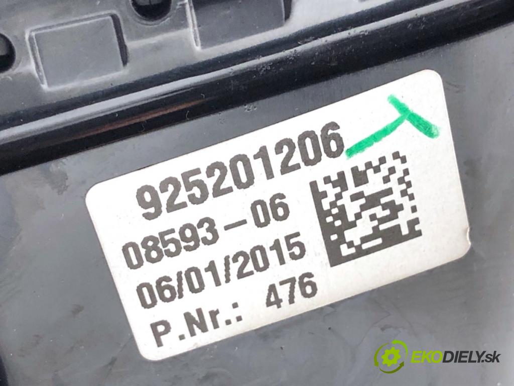 BMW F16 SUV 2015 230 kW xDrive 40 d 2993 Mriežky kúrenia zad 9252012