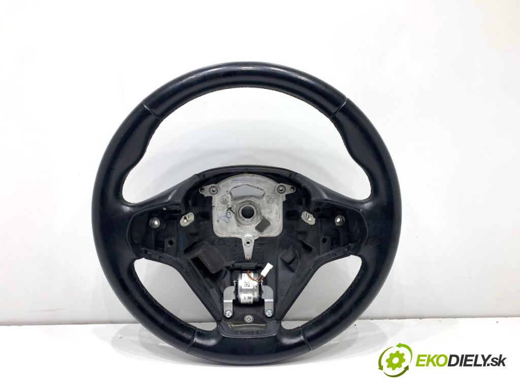 BMW F16 SUV 2015 230 kW xDrive 40 d 2993 volant  (Volant)