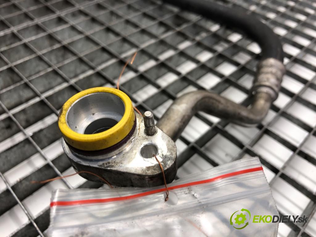 BMW F16 SUV 2015 230 kW xDrive 40 d 2993 rúrka klimatizace 9252992 (Trubka klimatizace)