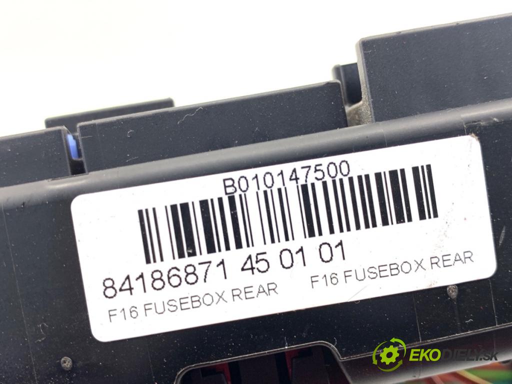 BMW F16 SUV 2015 230 kW xDrive 40 d 2993 Skrinka poistková 9316569 (Poistková skrinka)