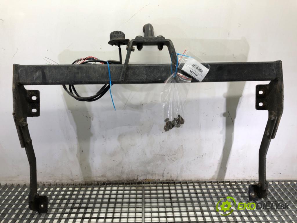 RENAULT TRAFIC III Autobus 2015 92 kW 1.6 dCi 125 (JGMH) 1598 Hák tažné zařízení  (Tažné zařízení)