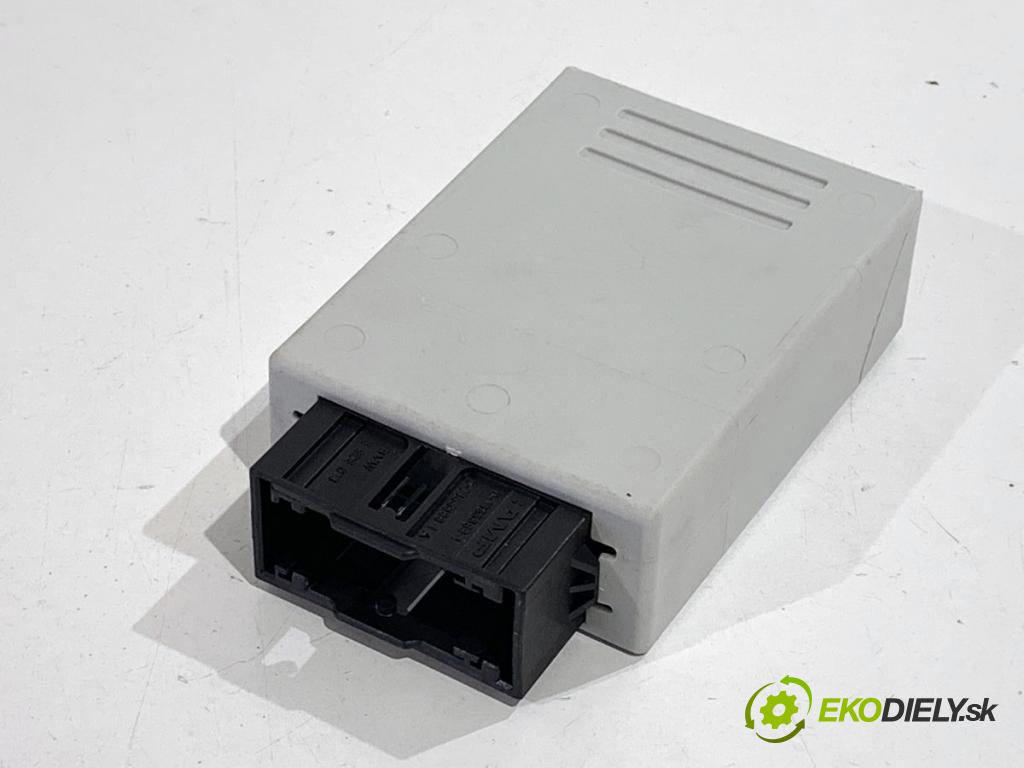 BMW F16 SUV 2014 190 kW xDrive 30 d 2993 Modul ťažného oka 6865245 (Riadiaca jednotka ostatné)