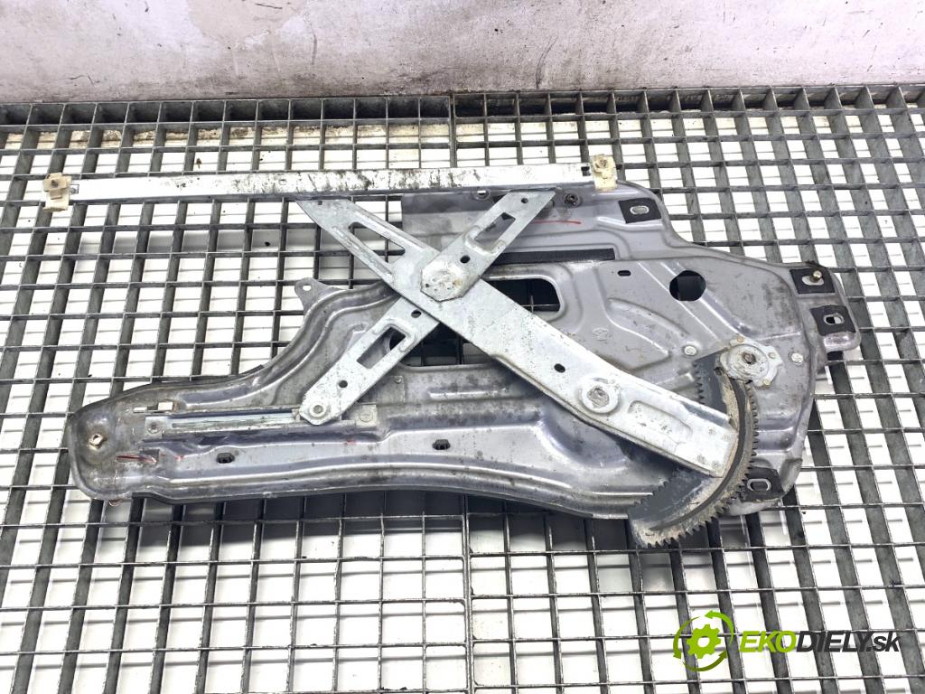 HYUNDAI SANTE FE I SUV 2005 83 kW 2.0 CRDi 1991 Mechanizmus okna pravy predný 98820-26100 82480-26050