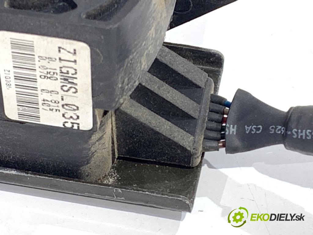 HYUNDAI SANTE FE I SUV 2005 83 kW 2.0 CRDi 1991 Potenciometer plynu  (Potenciometer plynového pedálu)