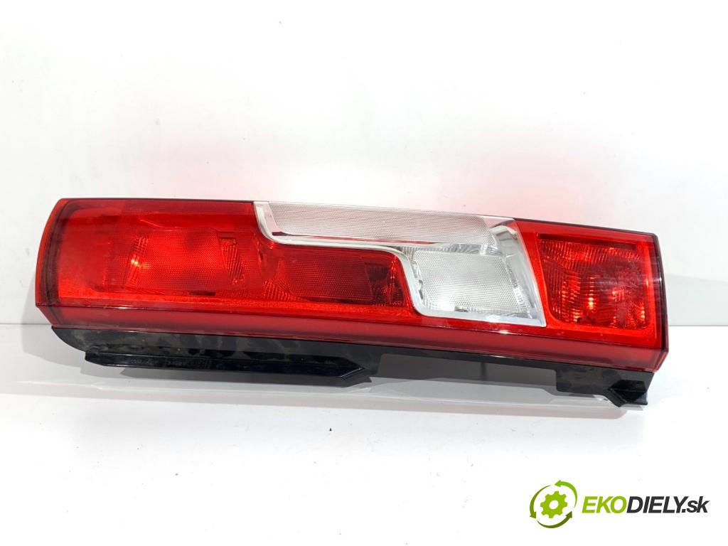 PEUGEOT BOXER II Skrzynia 2022 103 kW 2.2 BlueHDi 140 2179 Svetlo pravy zad