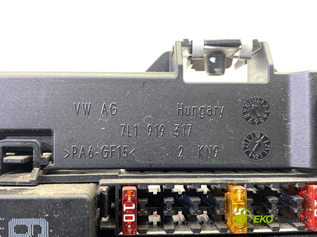 VW TRANSPORTER T6 Autobus 2020 81 kW 2.0 TDI 1968 skříňka poistková 7L1919317 (Pojistková skříňka)