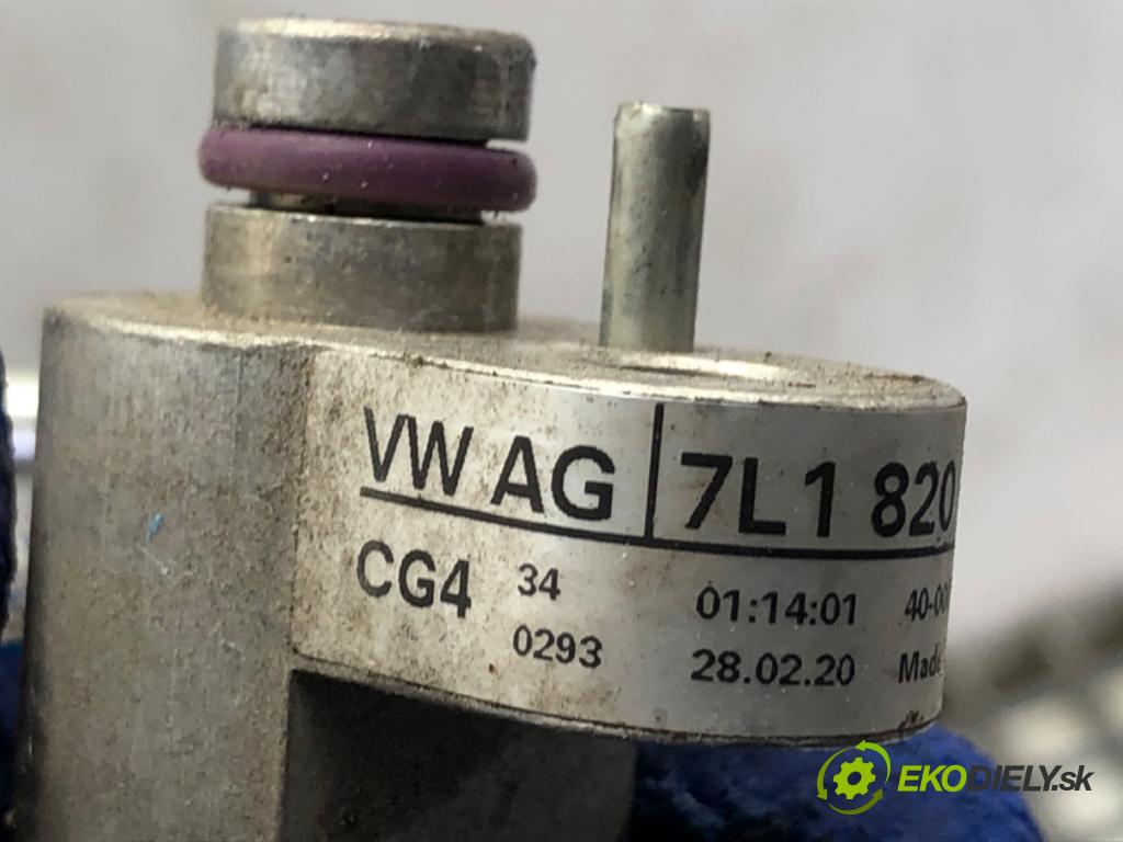 VW TRANSPORTER T6 Autobus 2020 81 kW 2.0 TDI 1968 rúrka klimatizace 7L1820741C (Trubka klimatizace)