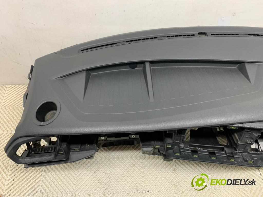 VW TRANSPORTER T6 Autobus 2020 81 kW 2.0 TDI 1968 Palubná doska  (Palubná doska)