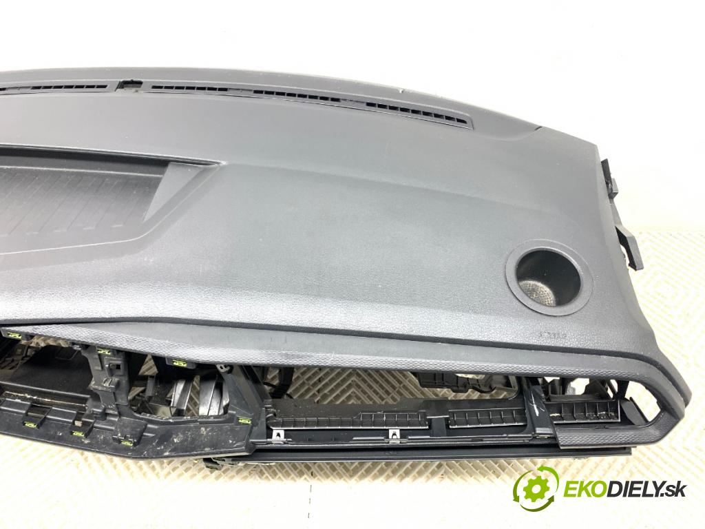 VW TRANSPORTER T6 Autobus 2020 81 kW 2.0 TDI 1968 Palubná doska  (Palubná doska)