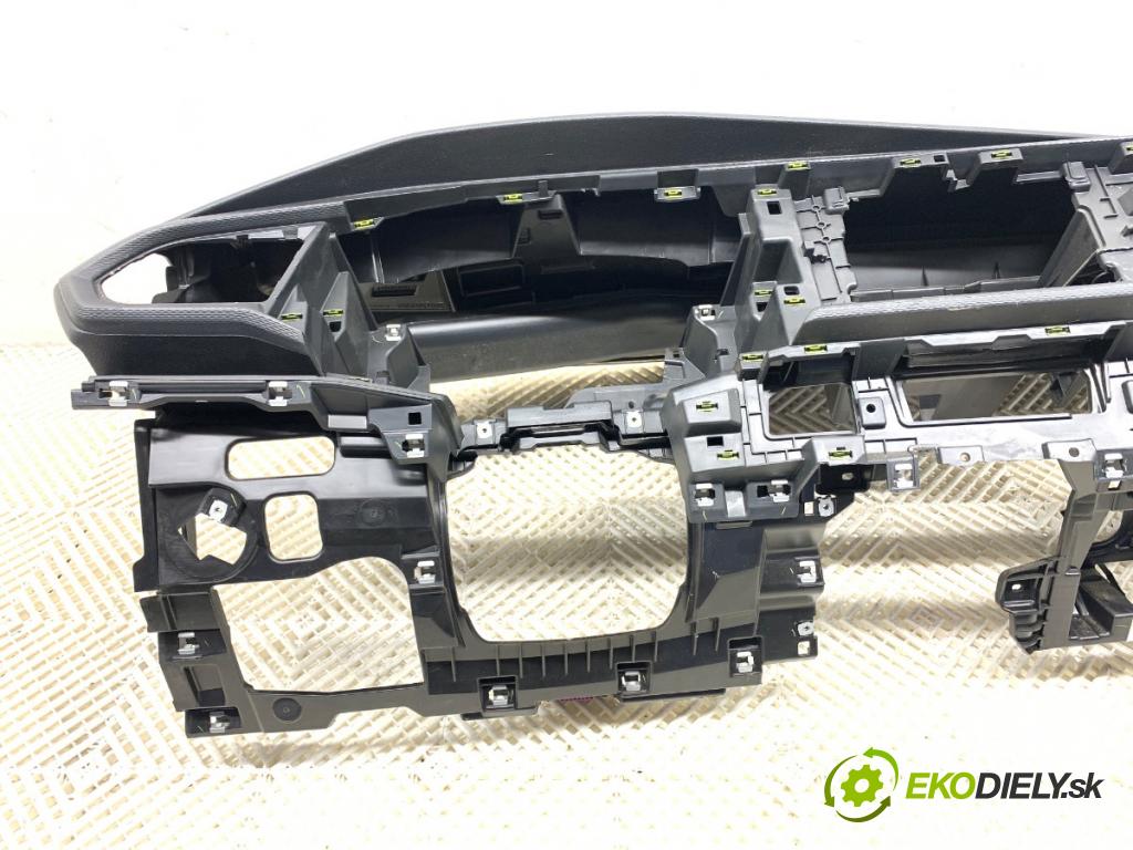 VW TRANSPORTER T6 Autobus 2020 81 kW 2.0 TDI 1968 Palubná doska  (Palubná doska)