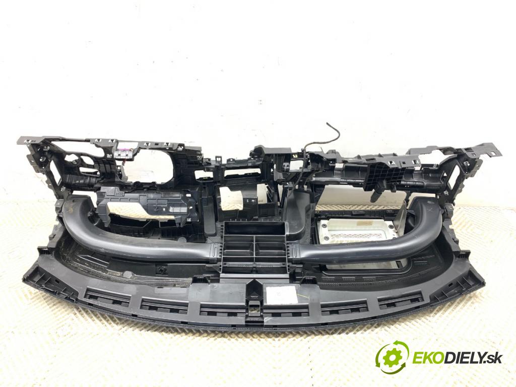 VW TRANSPORTER T6 Autobus 2020 81 kW 2.0 TDI 1968 Palubná doska  (Palubná doska)