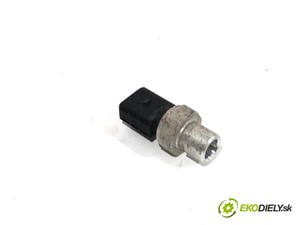 VW TRANSPORTER T6 Autobus 2020 81 kW 2.0 TDI 1968 Snímač klimatizácie 5Q0959126A (Snímač klimatizácie)