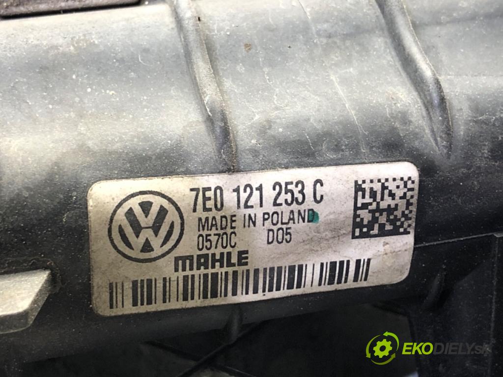 VW TRANSPORTER T6 Autobus 2020 81 kW 2.0 TDI 1968 Chladič vody 7E0121253C (Chladič vody)