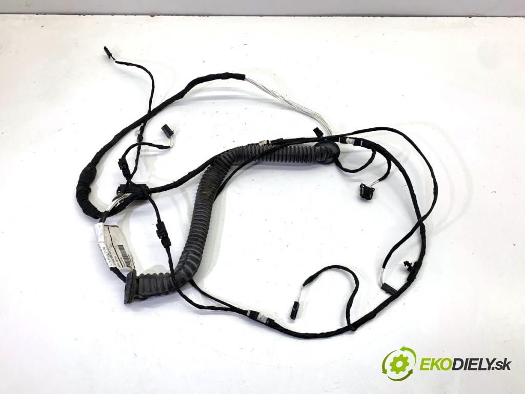 VW TRANSPORTER T6 Autobus 2020 81 kW 2.0 TDI 1968 káblovačka dveře zadní část pravý 7LA971695