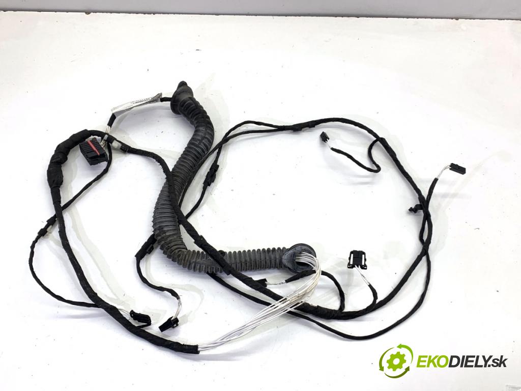 VW TRANSPORTER T6 Autobus 2020 81 kW 2.0 TDI 1968 káblovačka dveře zadní část pravý 7LA971695