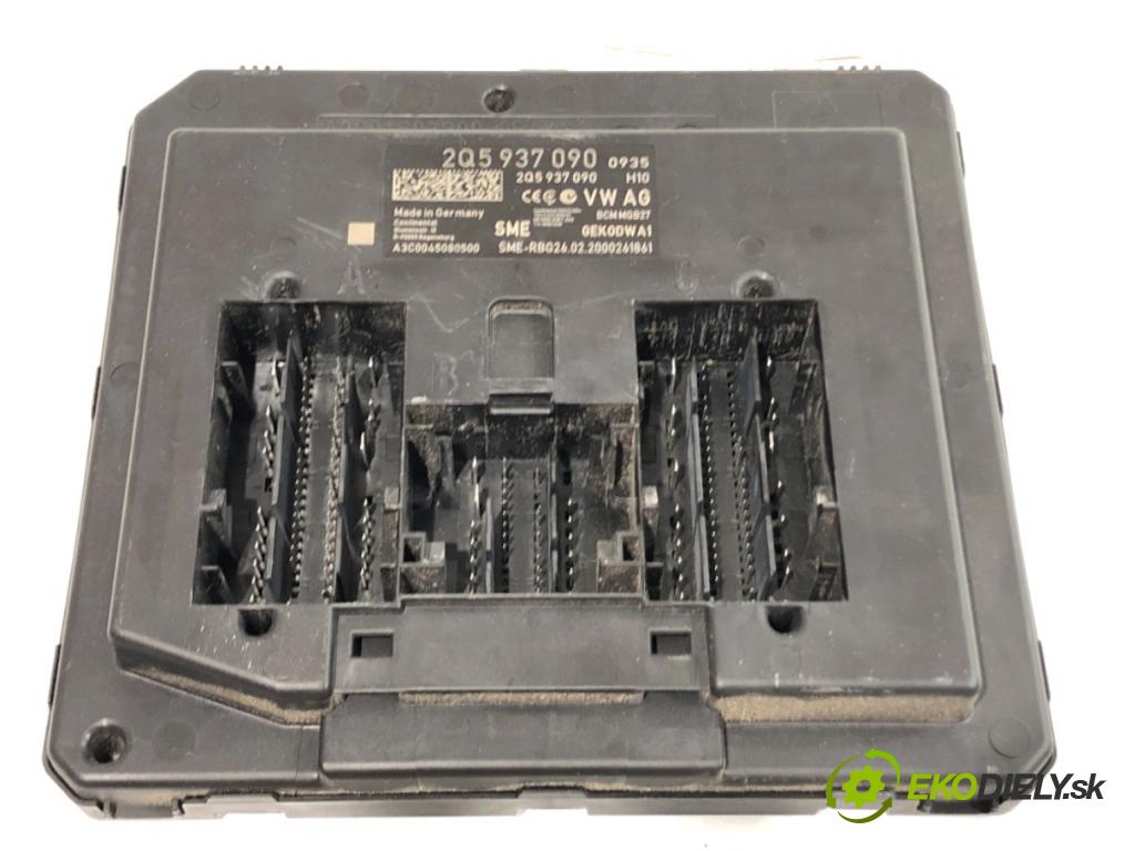 VW TRANSPORTER T6 Autobus 2020 81 kW 2.0 TDI 1968 Modul komfortu 2Q5937090 (Modul komfortu)