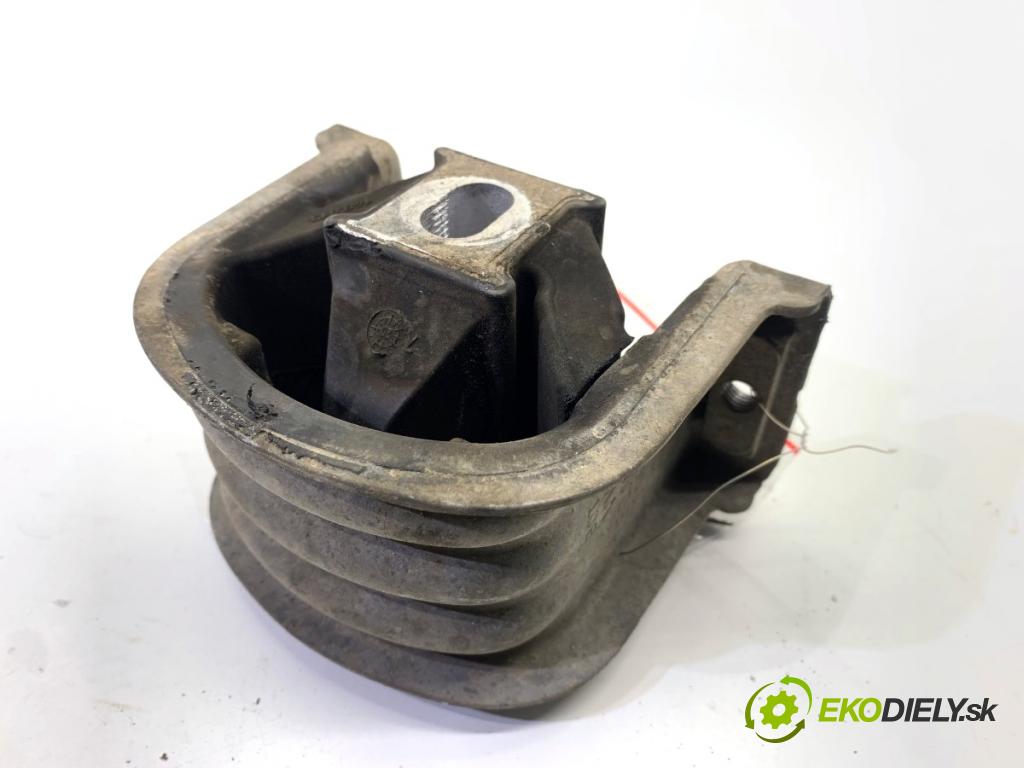 VW TRANSPORTER T6 Autobus 2020 81 kW 2.0 TDI 1968 AirBag Motor ľavy 7E0199848