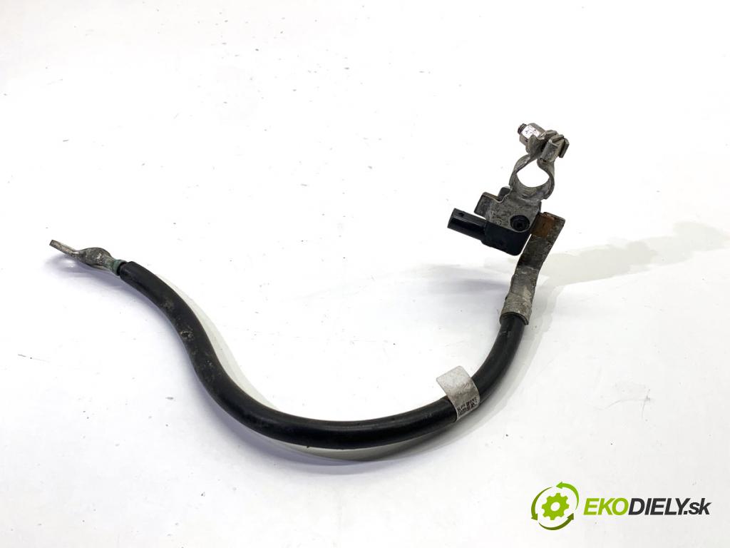 VW TRANSPORTER T6 Autobus 2020 81 kW 2.0 TDI 1968 svorka MINUS 7E0915181N