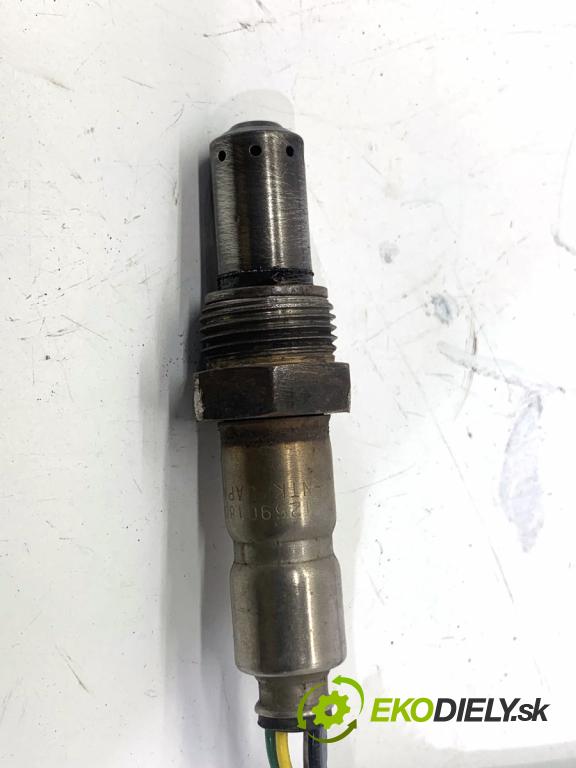 VW TRANSPORTER T6 Autobus 2020 81 kW 2.0 TDI 1968 sonda NOX 04L907805GC