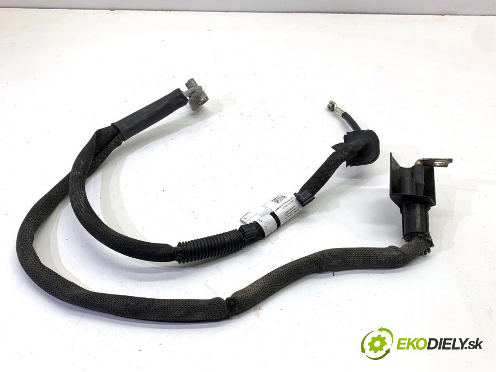 VW TRANSPORTER T6 Autobus 2020 81 kW 2.0 TDI 1968 svorka MINUS 7LA971794A