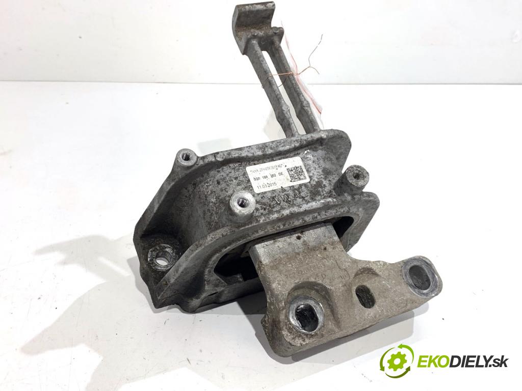 VW GOLF VII Kombi 2015 66 kW 1.6 TDI 1598 AirBag Motor ľavy 5Q0199262DE