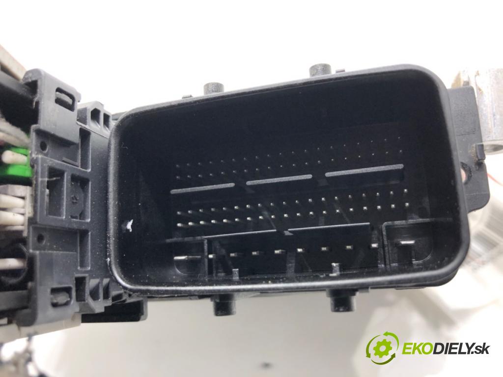 DACIA DUSTER SUV 2022 85 kW 1.5 dCi 115 (HMAD) 1461 riadiaca jednotka Motor 0281039177 (Riadiaca jednotka)