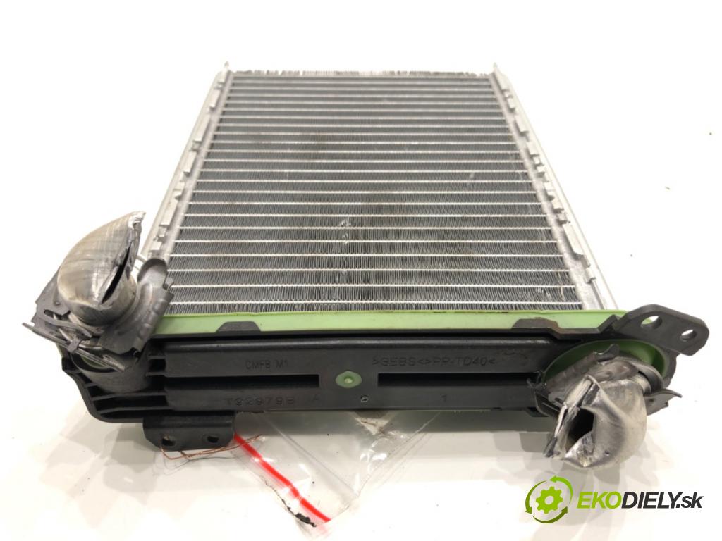 DACIA DUSTER SUV 2022 85 kW 1.5 dCi 115 (HMAD) 1461 Výhrevné teleso, radiátor kúrenia 1021589C (Radiátor kúrenia)