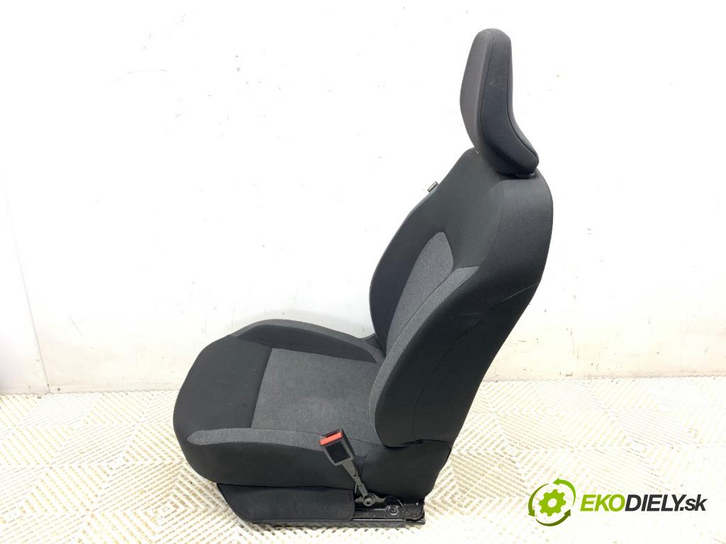 DACIA DUSTER SUV 2022 85 kW 1.5 dCi 115 (HMAD) 1461 sedadlo pravý přední část