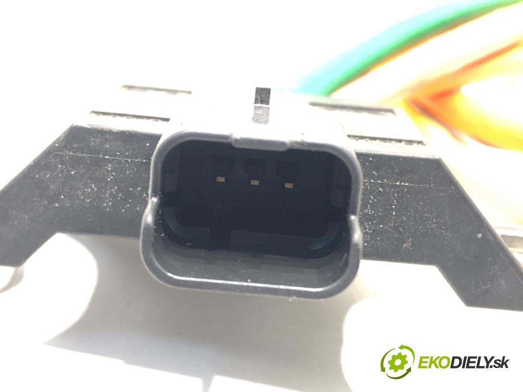 DACIA DUSTER SUV 2022 85 kW 1.5 dCi 115 (HMAD) 1461 Snímač teploty spalín 226582354R (Snímač)