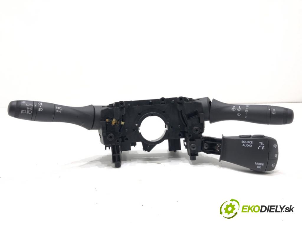 DACIA DUSTER SUV 2022 85 kW 1.5 dCi 115 (HMAD) 1461 Prepínač kombinovaný 255678207R (Prepínacie páčky pod volantom)