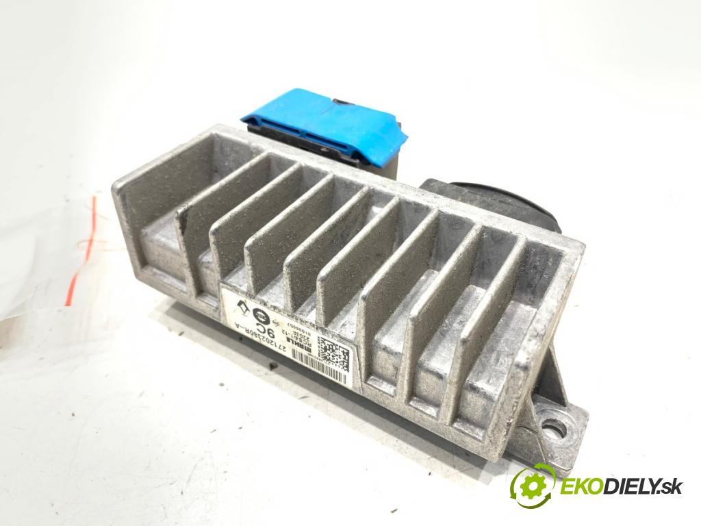 DACIA DUSTER SUV 2022 85 kW 1.5 dCi 115 (HMAD) 1461 relé sviečok žhavenia 271202380R (Relé)