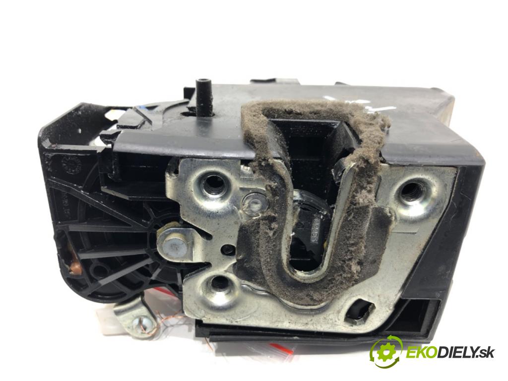 DACIA DUSTER SUV 2022 85 kW 1.5 dCi 115 (HMAD) 1461 zámok Dvere pravy zad 