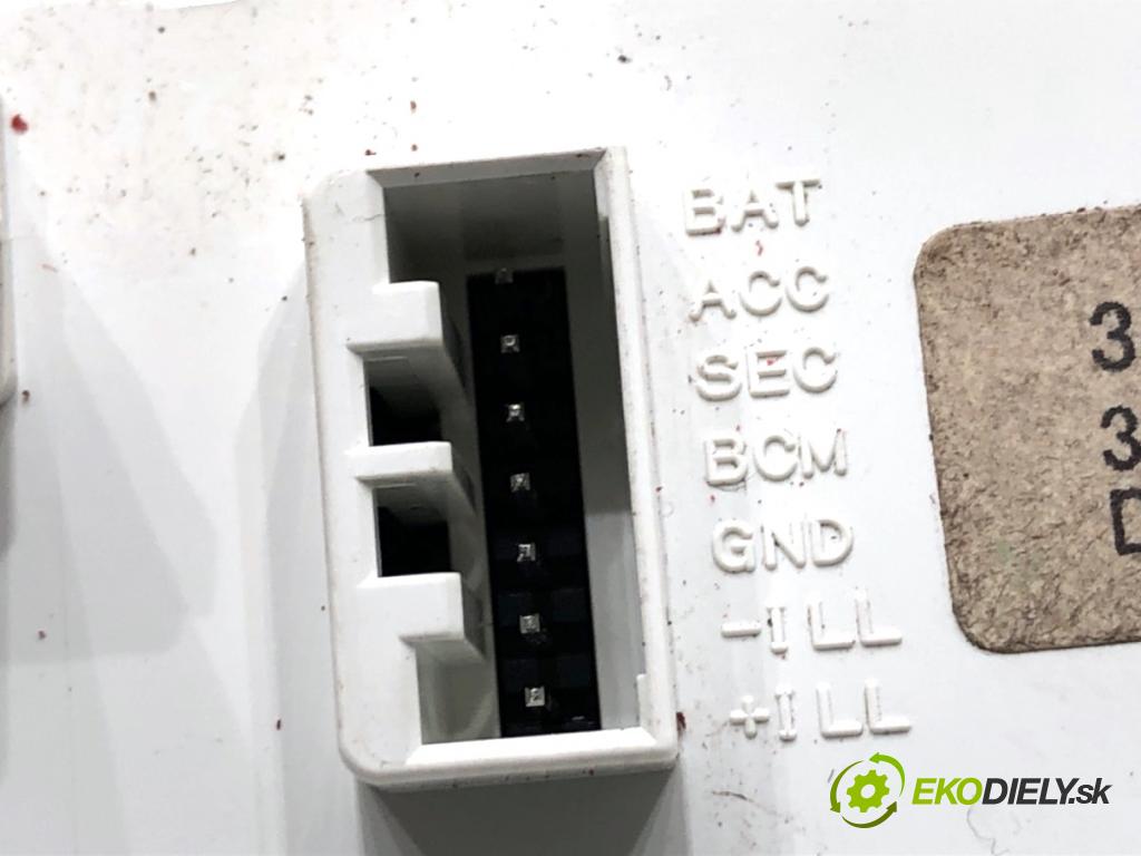 SUZUKI SWIFT III liftback 2006 68 kW 1.3 (RS 413) 1328 Dislpej 34600-62J00 (Prístrojová doska)