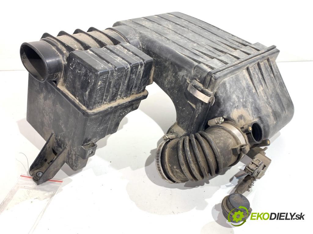 SUZUKI SWIFT III liftback 2006 68 kW 1.3 (RS 413) 1328 Obal filtra vzduchu 63J-A01 (Obal vzduchového filtra)