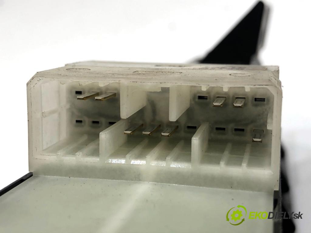 SUZUKI SWIFT III liftback 2006 68 kW 1.3 (RS 413) 1328 Prepínač okien 62J10-3145T (Prepínacie páčky pod volantom)