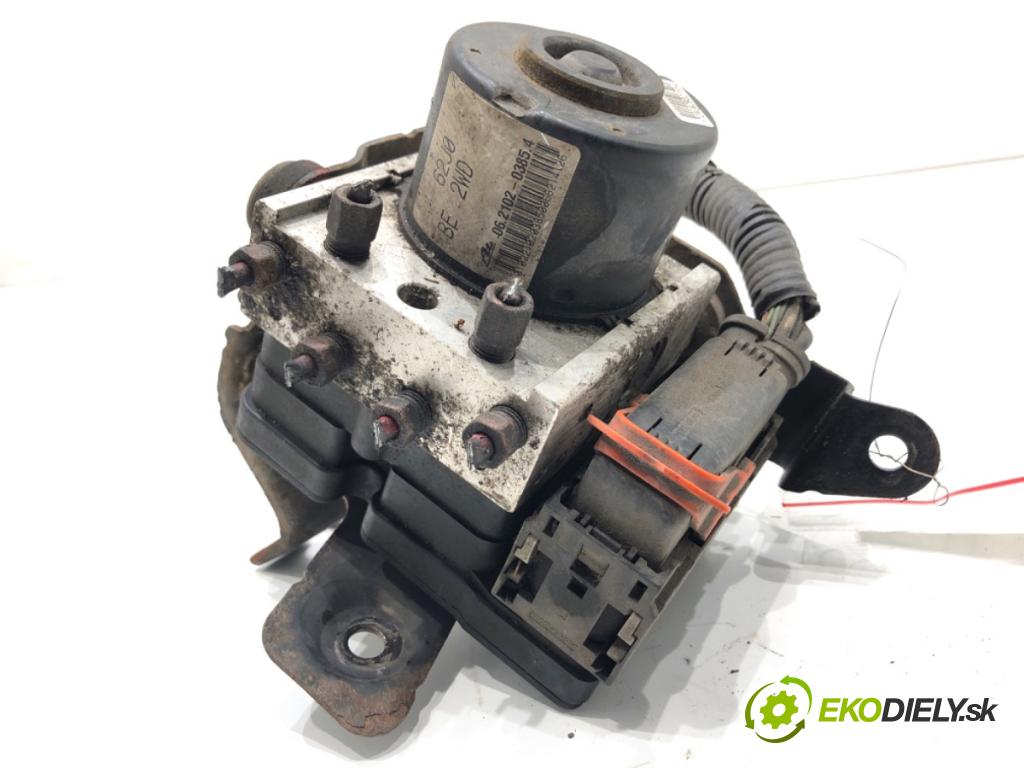 SUZUKI SWIFT III liftback 2006 68 kW 1.3 (RS 413) 1328 pumpa ABS 62J0 (Pumpa ABS)