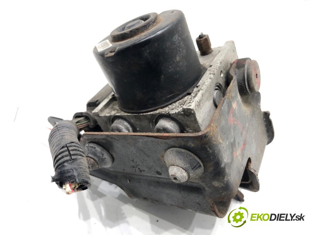 SUZUKI SWIFT III liftback 2006 68 kW 1.3 (RS 413) 1328 pumpa ABS 62J0 (Pumpa ABS)