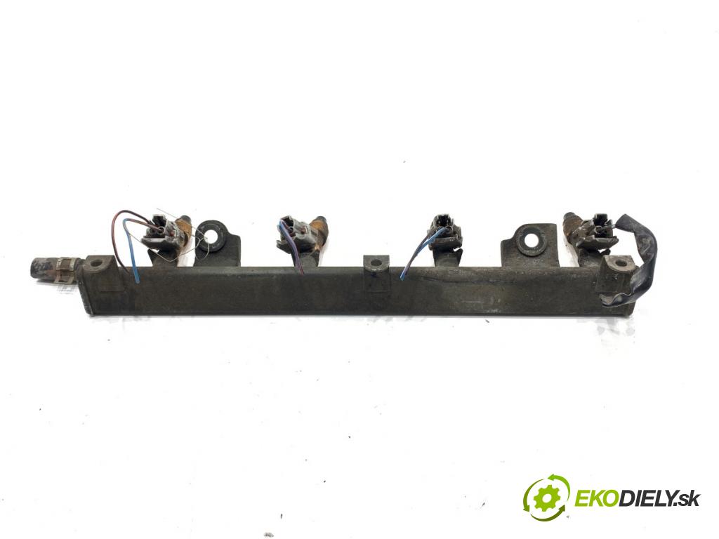 SUZUKI SWIFT III liftback 2006 68 kW 1.3 (RS 413) 1328 Lišta vstrekovacia 297500-0120 (Vstrekovacia lišta)