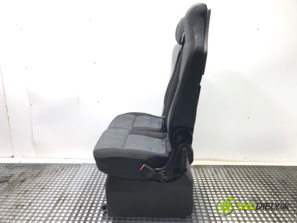 RENAULT MASTER III Autobus 2015 120 kW 2.3 dCi 165 FWD (JV0P, JV0U) 2298 Sedadlo pravy predný