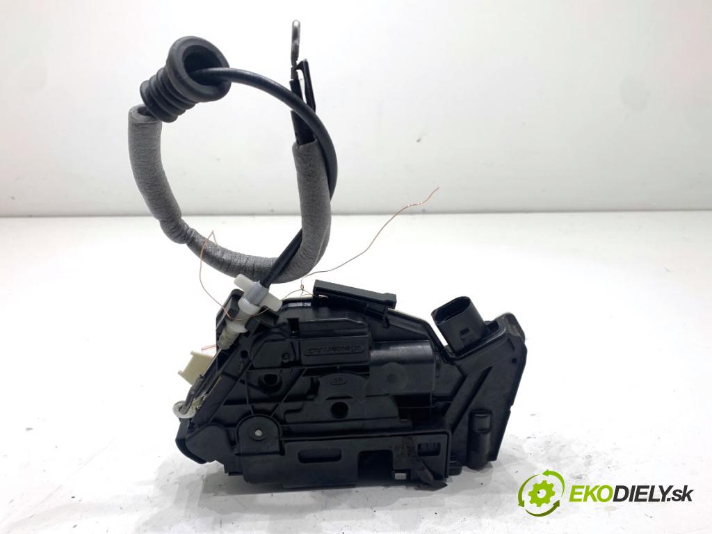 VW TIGUAN SUV 2013 81 kW 2.0 TDI 1968 zámok Dvere pravy predný 5N1837016E