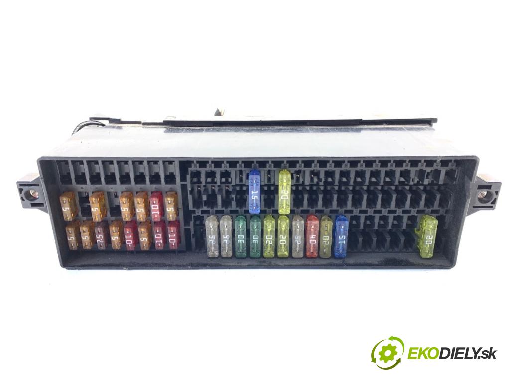 VW TIGUAN SUV 2013 81 kW 2.0 TDI 1968 Skrinka poistková  (Poistková skrinka)