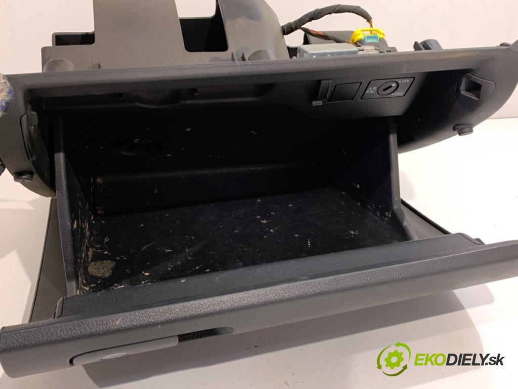 VW TIGUAN SUV 2013 81 kW 2.0 TDI 1968 Priehradka, kastlík spolujazdca 5M1857097Q (Priehradka (kastlík))