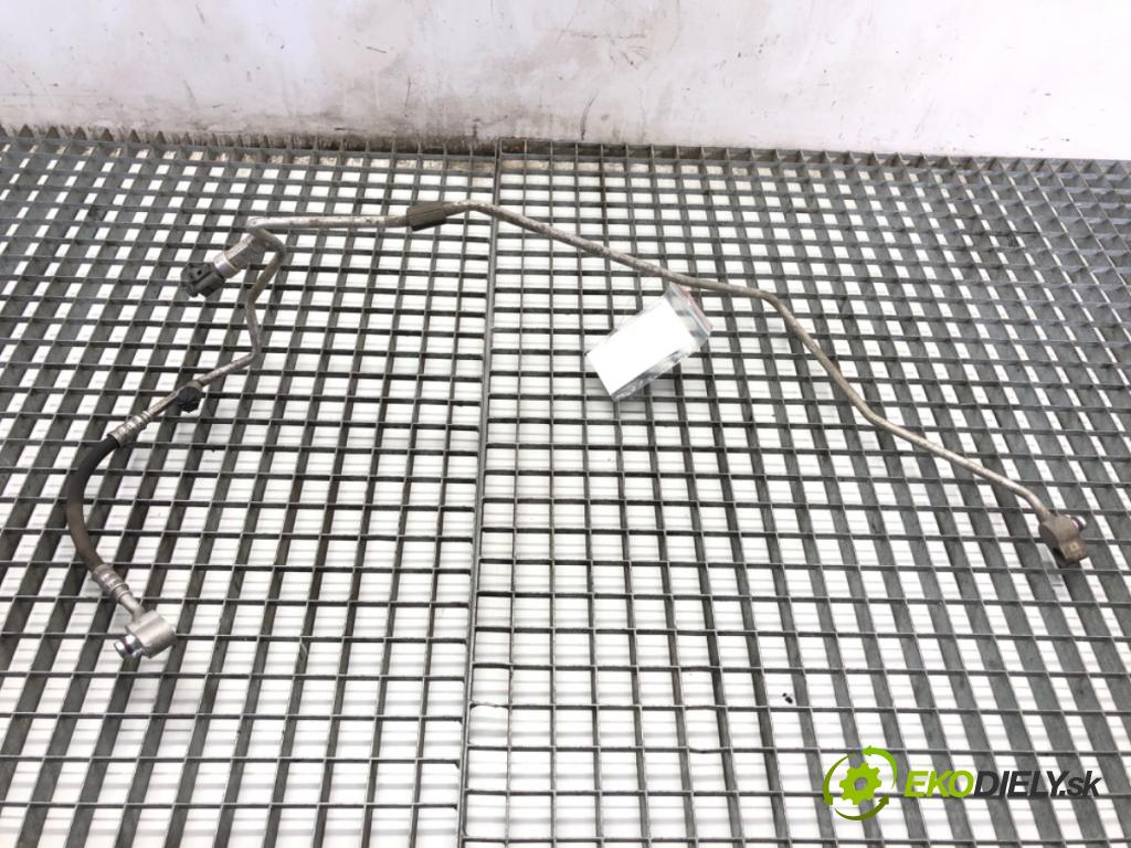 VW TIGUAN SUV 2013 81 kW 2.0 TDI 1968 rúrka klimatizace 5N0820741C (Trubka klimatizace)