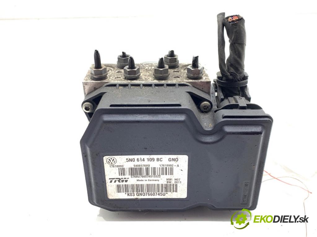 VW TIGUAN SUV 2013 81 kW 2.0 TDI 1968 Pumpa ABS 5N0614109BC (Pumpa ABS)