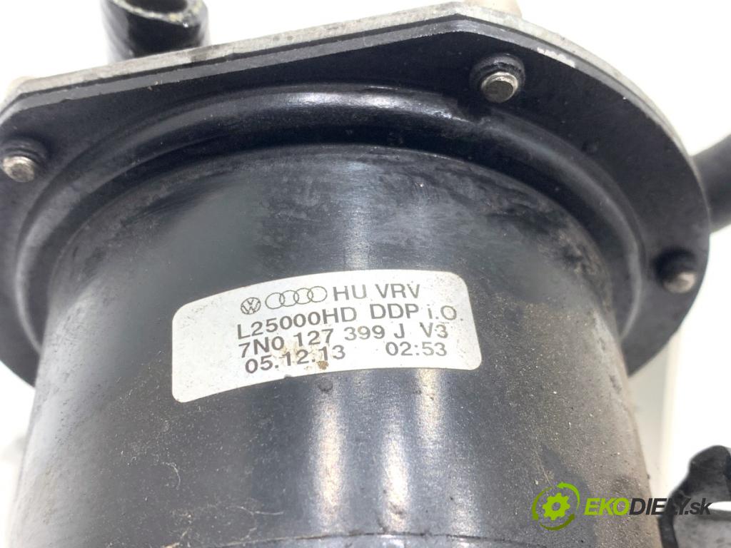 VW TIGUAN SUV 2013 81 kW 2.0 TDI 1968 Obal filtra paliva 7N0127400D (Obal palivového filtra)