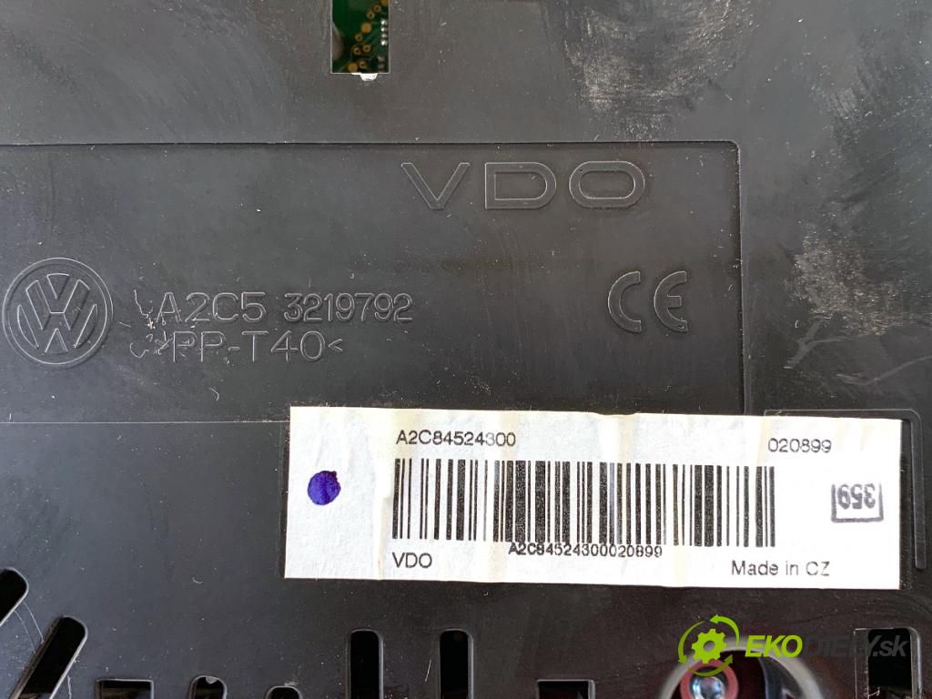 VW TIGUAN SUV 2013 81 kW 2.0 TDI 1968 Prístrojovka 5N0920873C (Prístrojová doska)