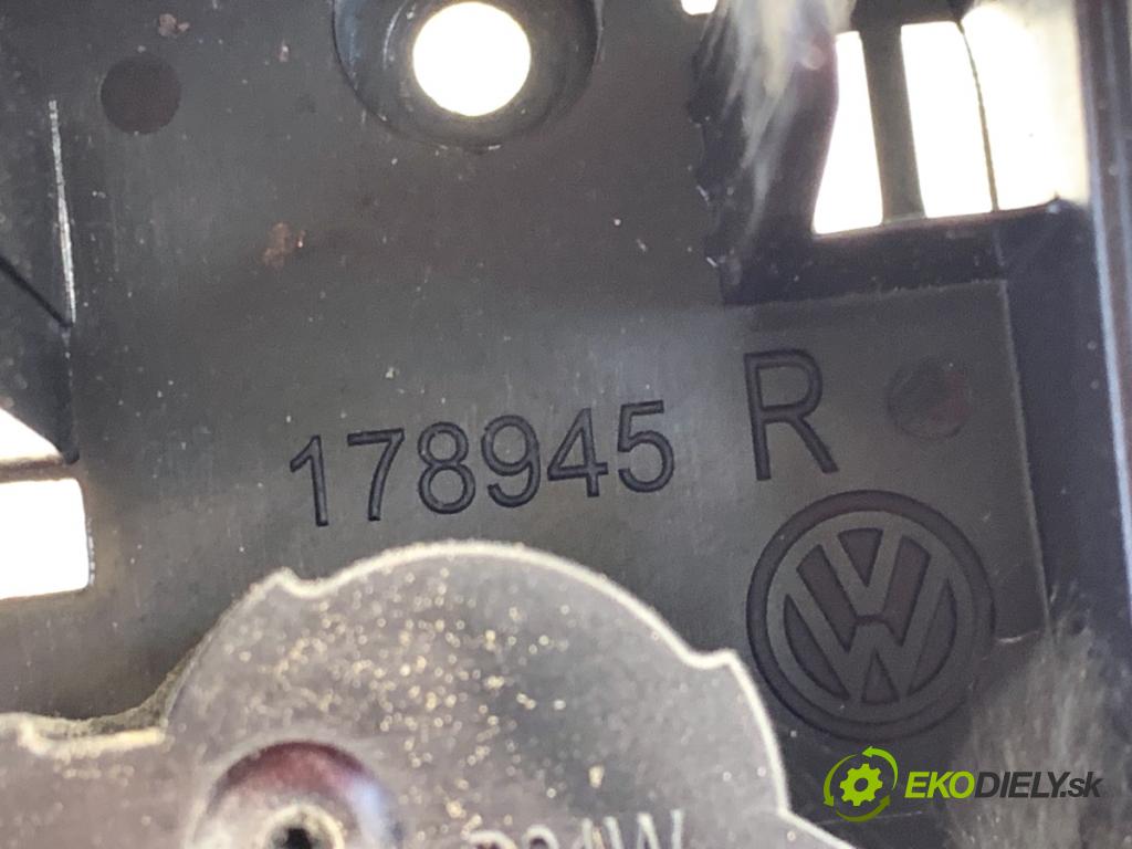 VW TIGUAN SUV 2013 81 kW 2.0 TDI 1968 vložka svetla pravy zad