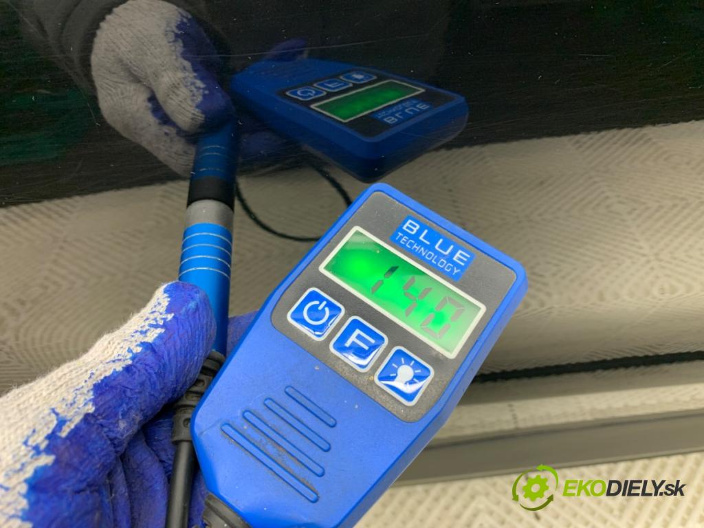 VW TIGUAN SUV 2013 81 kW 2.0 TDI 1968 Dvere pravy zad LC9X