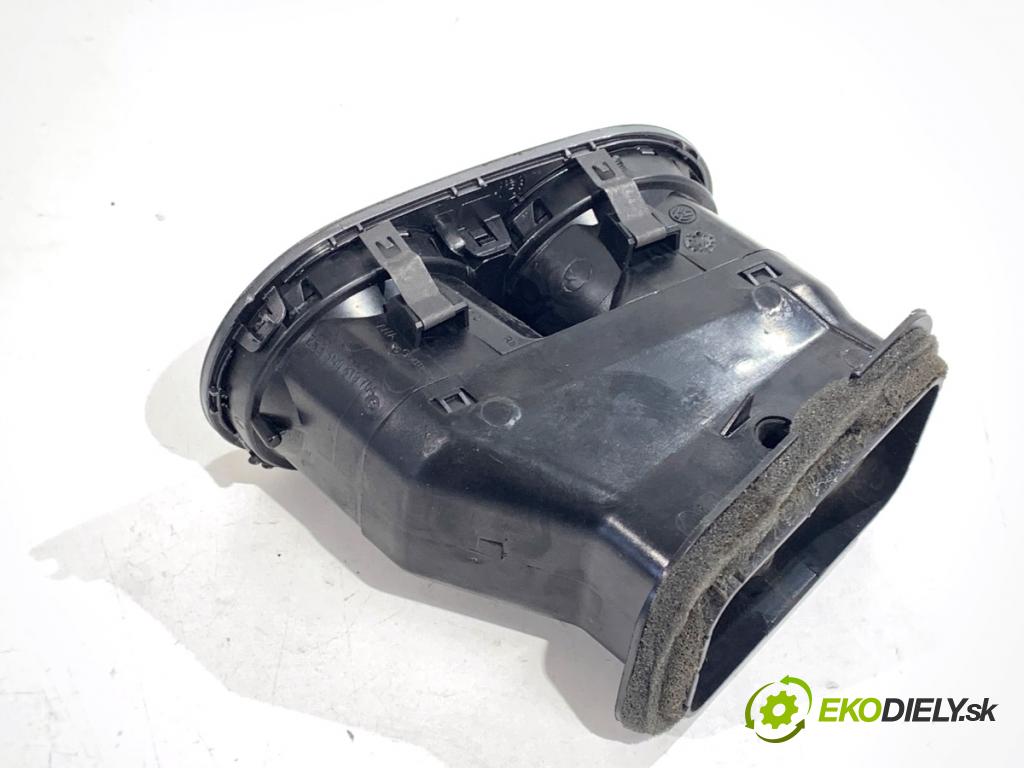 VW TIGUAN SUV 2013 81 kW 2.0 TDI 1968 Mriežky kúrenia pravy predný 5N0819704C